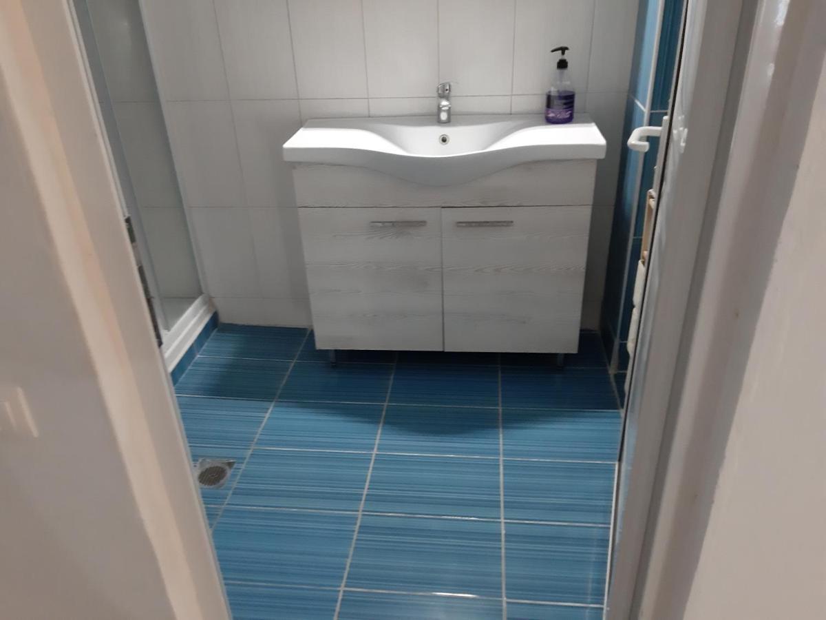 Maria Lemoni Swimming Pool Apartment Nea Skioni Ngoại thất bức ảnh