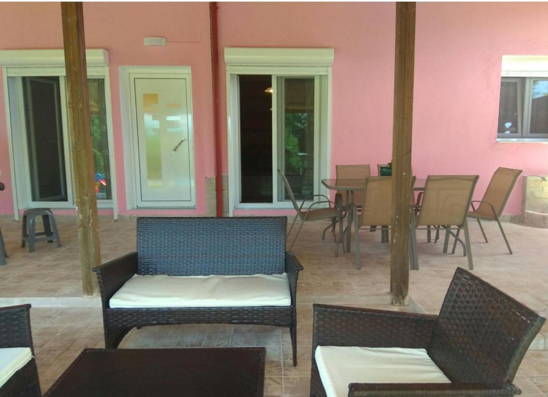 Maria Lemoni Swimming Pool Apartment Nea Skioni Ngoại thất bức ảnh