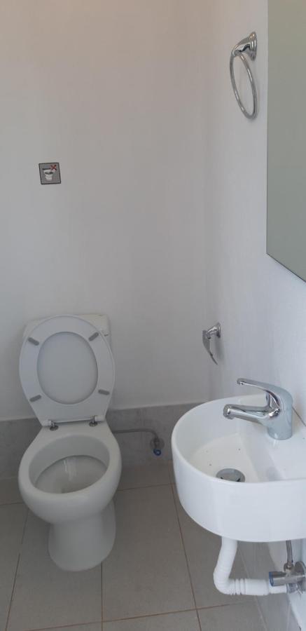Maria Lemoni Swimming Pool Apartment Nea Skioni Ngoại thất bức ảnh