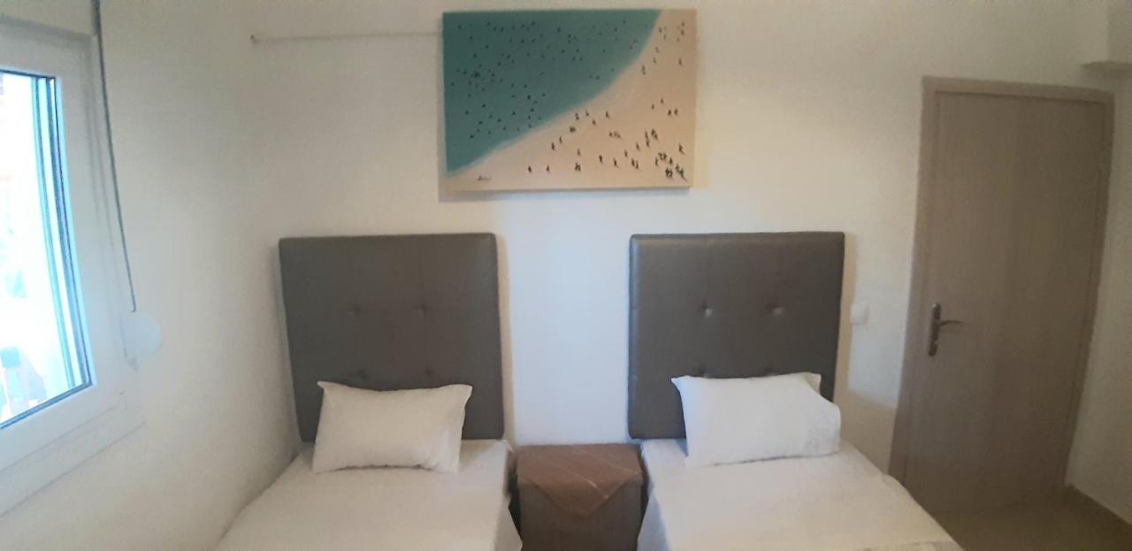 Maria Lemoni Swimming Pool Apartment Nea Skioni Ngoại thất bức ảnh