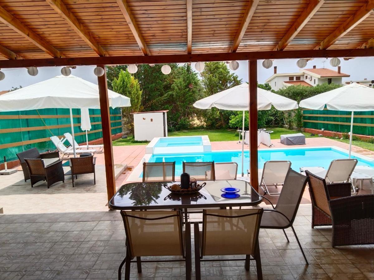 Maria Lemoni Swimming Pool Apartment Nea Skioni Ngoại thất bức ảnh