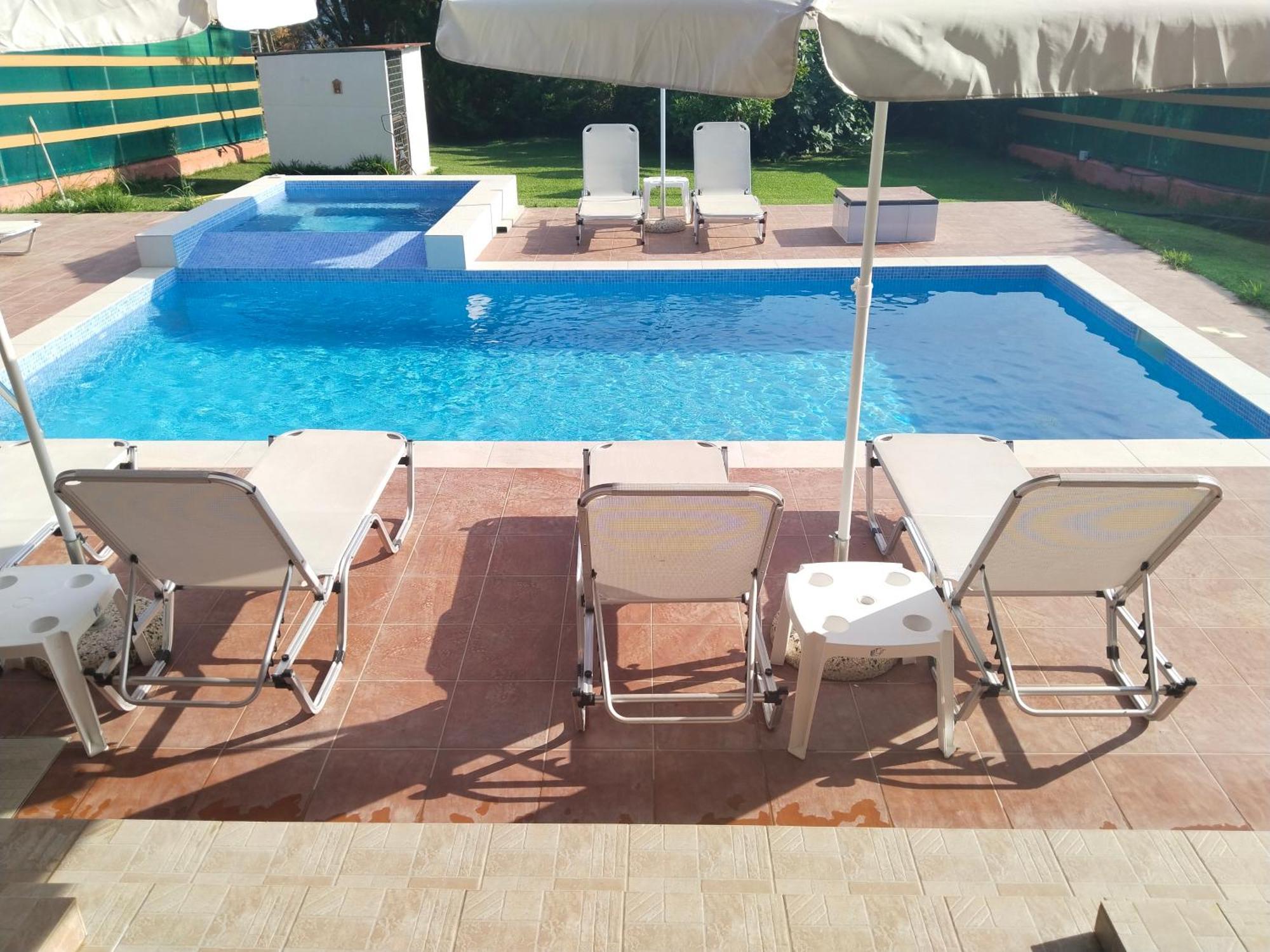 Maria Lemoni Swimming Pool Apartment Nea Skioni Phòng bức ảnh